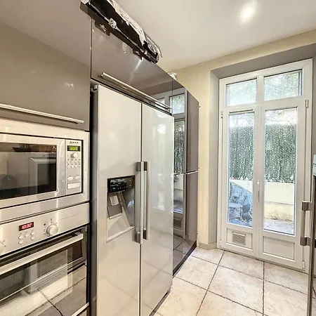 3-bedroom House With Terrace 5 Minutes Walking From La Croisette Cannes