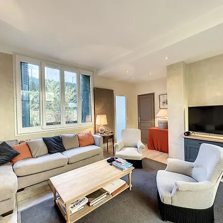 3-bedroom House With Terrace 5 Minutes Walking From La Croisette Chalet *